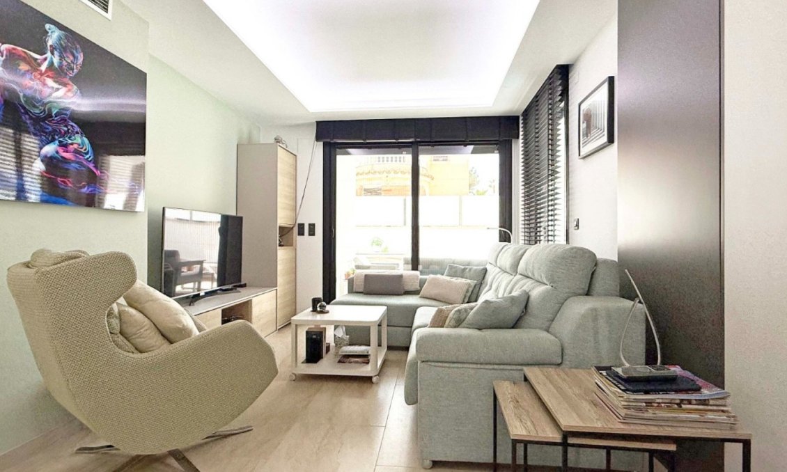 Használt Ingatlanok - Villa -
Orihuela Costa - Costa Blanca