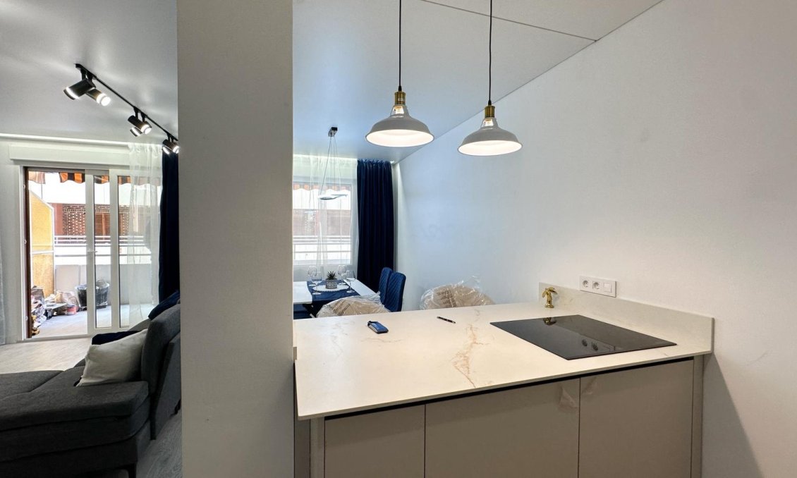 Használt Ingatlanok - Apartman -
Torrevieja - Costa Blanca