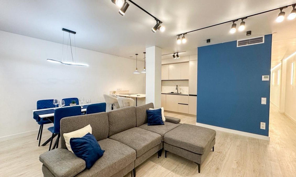 Használt Ingatlanok - Apartman -
Torrevieja - Costa Blanca