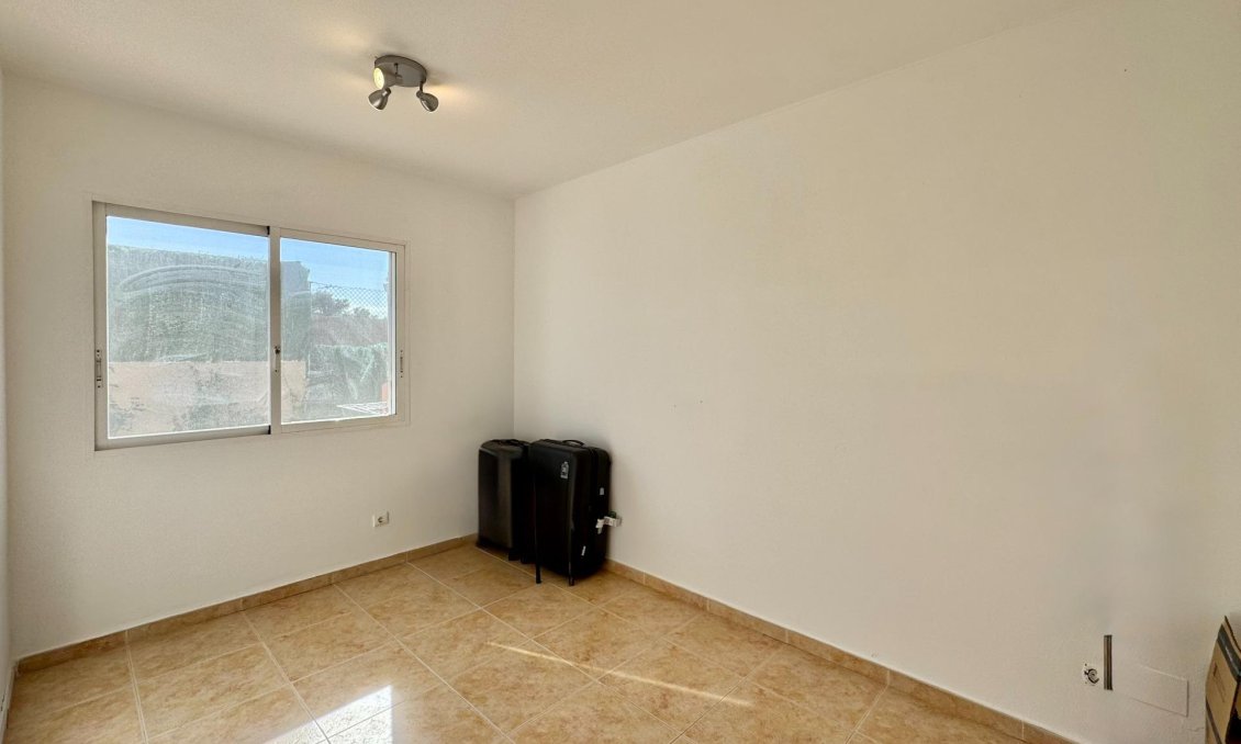 Revânzare - Town House -
Gran Alacant - Monte Faro-altomar