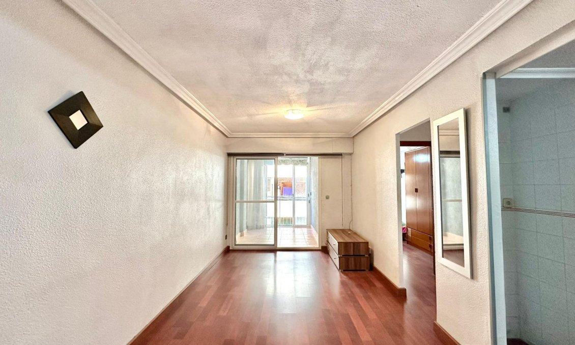 Használt Ingatlanok - Apartman -
Torrevieja - Acequion