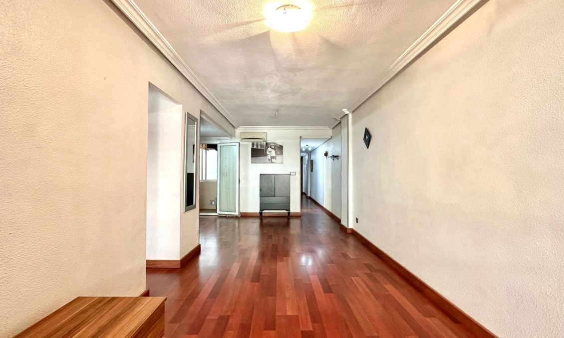 Használt Ingatlanok - Apartman -
Torrevieja - Acequion