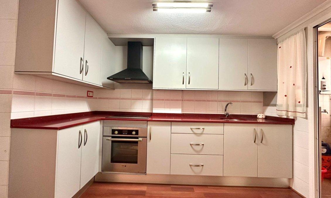 Használt Ingatlanok - Apartman -
Torrevieja - Acequion