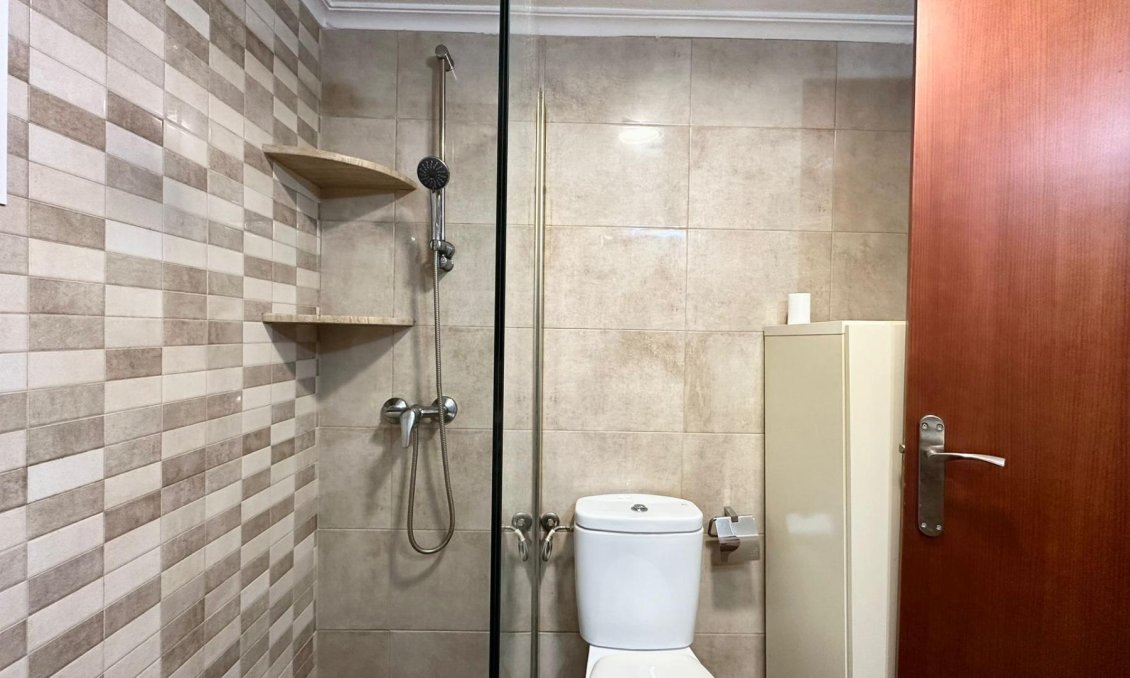 Használt Ingatlanok - Apartman -
Torrevieja - Acequion