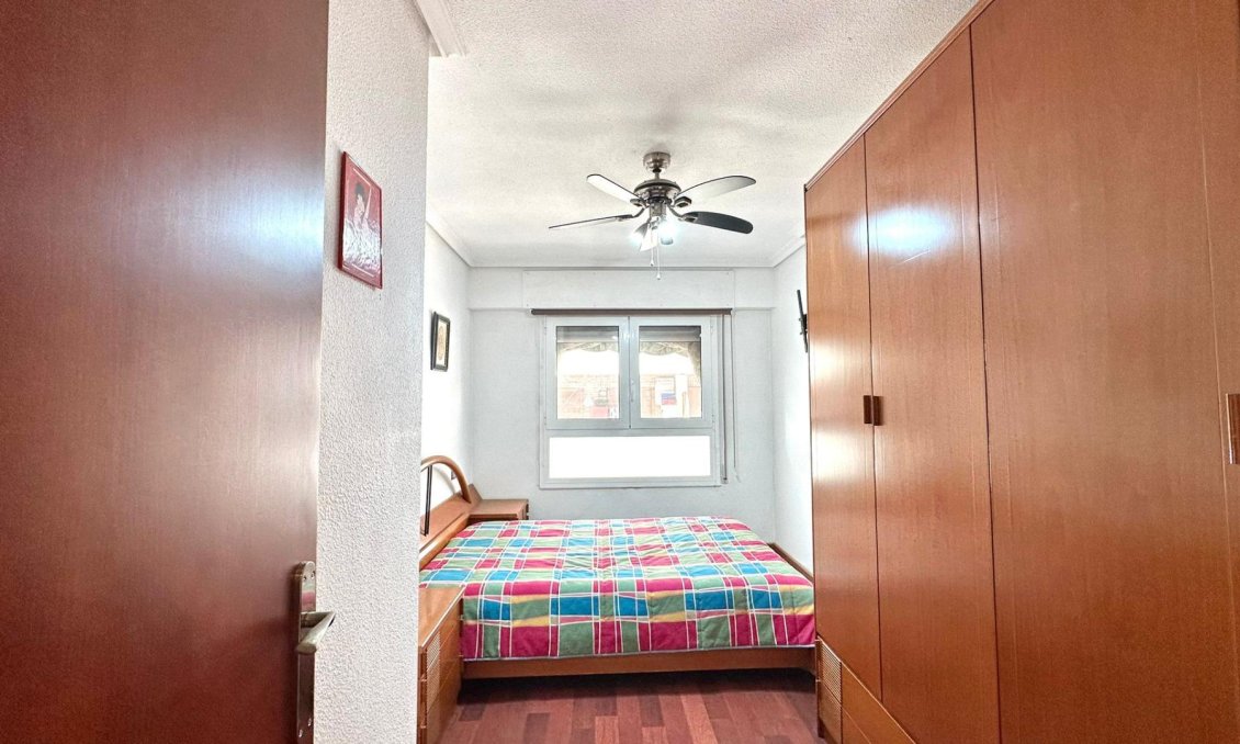 Használt Ingatlanok - Apartman -
Torrevieja - Acequion