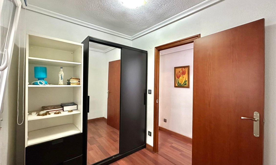 Használt Ingatlanok - Apartman -
Torrevieja - Acequion