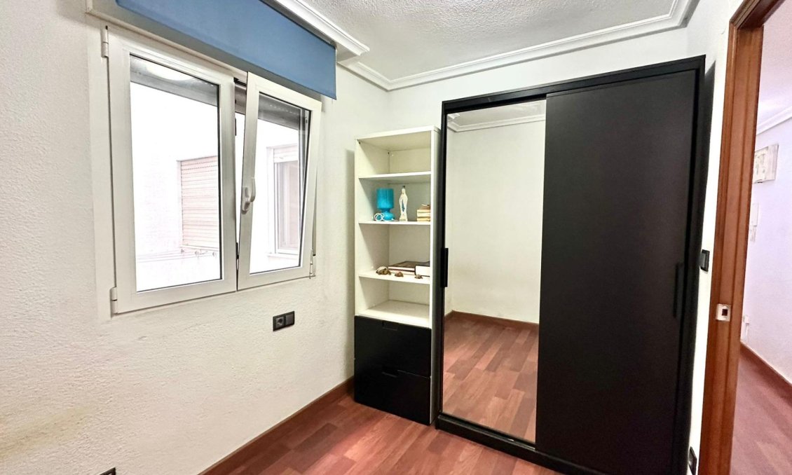 Használt Ingatlanok - Apartman -
Torrevieja - Acequion