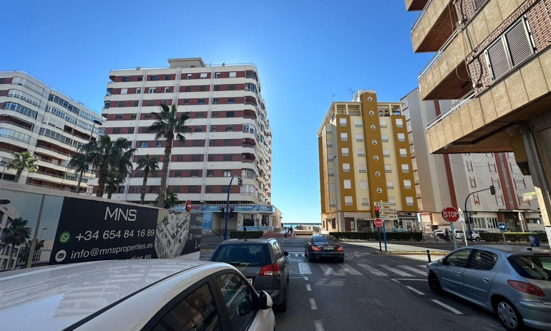 Használt Ingatlanok - Apartman -
Torrevieja - Acequion