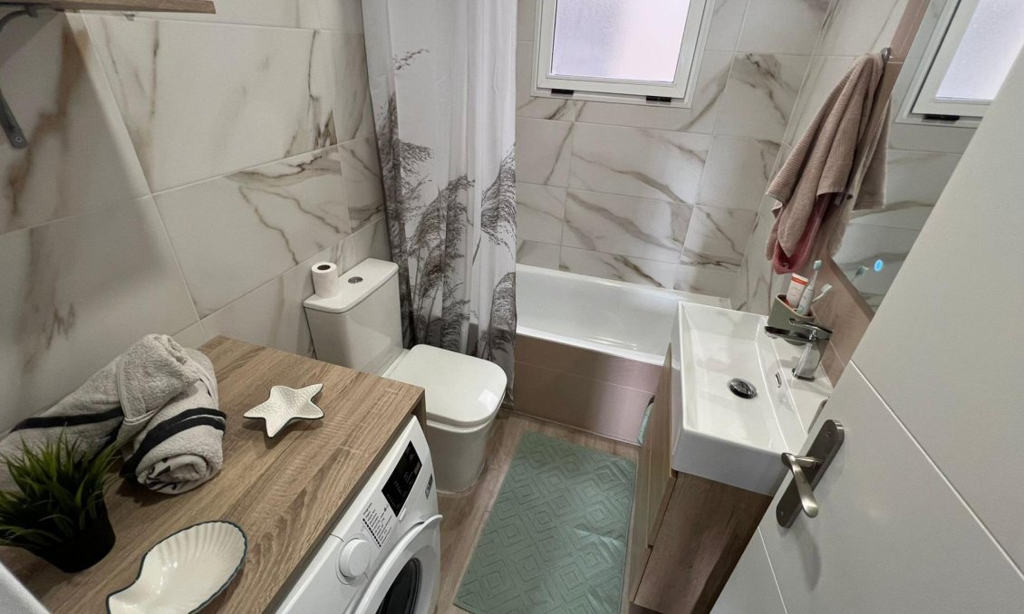 Használt Ingatlanok - Apartman -
Torrevieja - Centrum