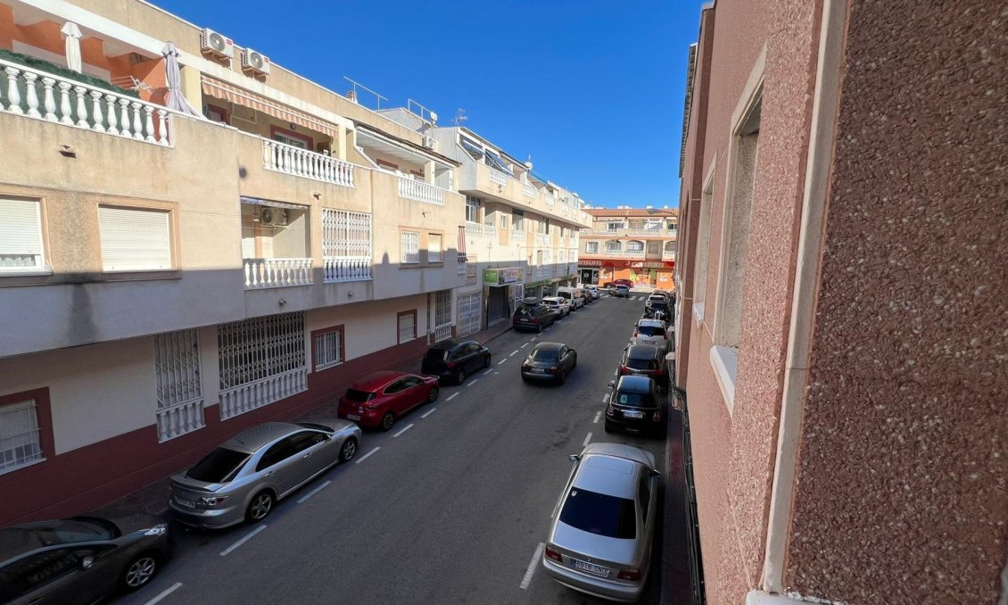 Használt Ingatlanok - Apartman -
Torrevieja - Centrum