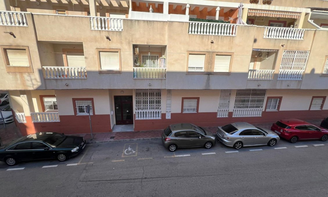 Használt Ingatlanok - Apartman -
Torrevieja - Centrum