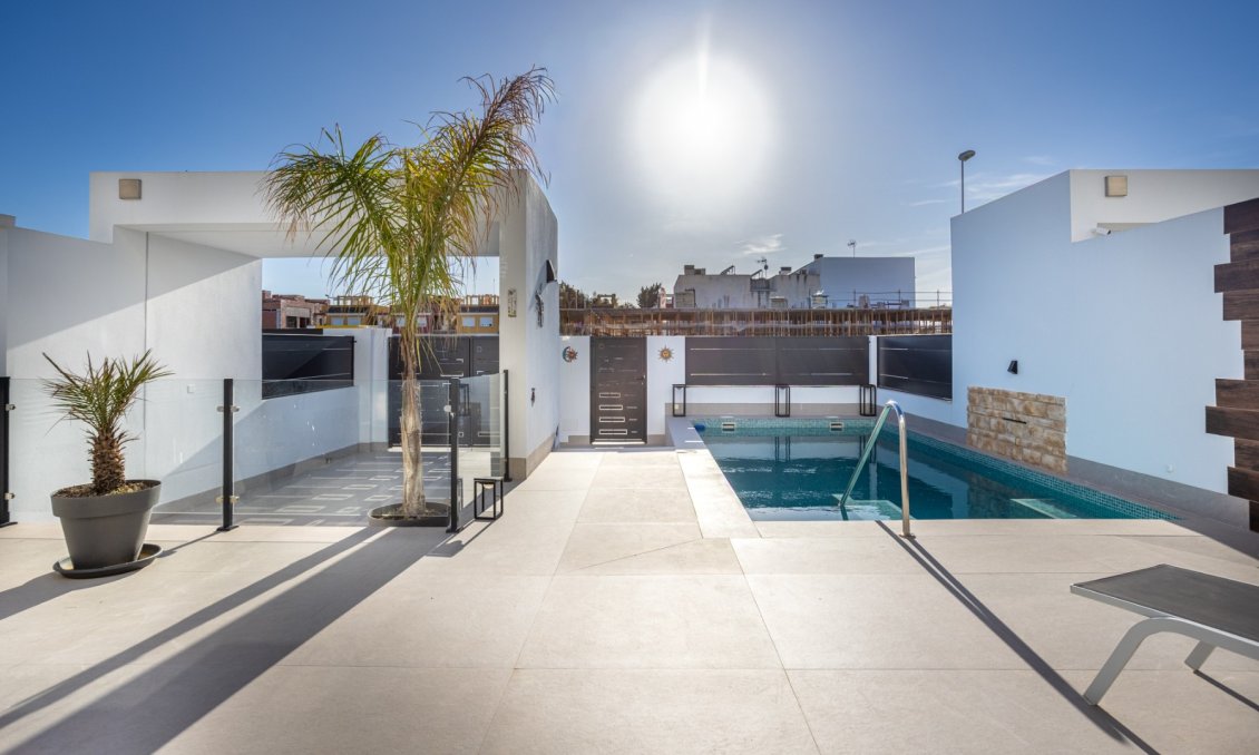 Wiederverkauf - Villa -
Dolores - Costa Blanca