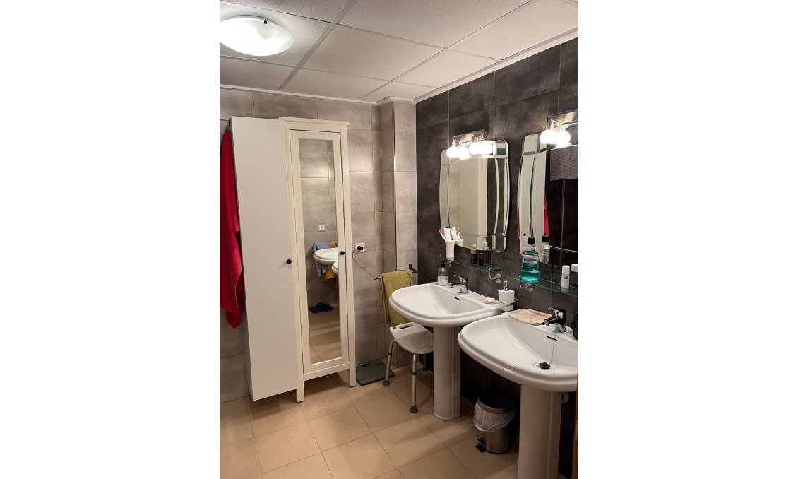 Revente - Villa -
Fortuna - Inland