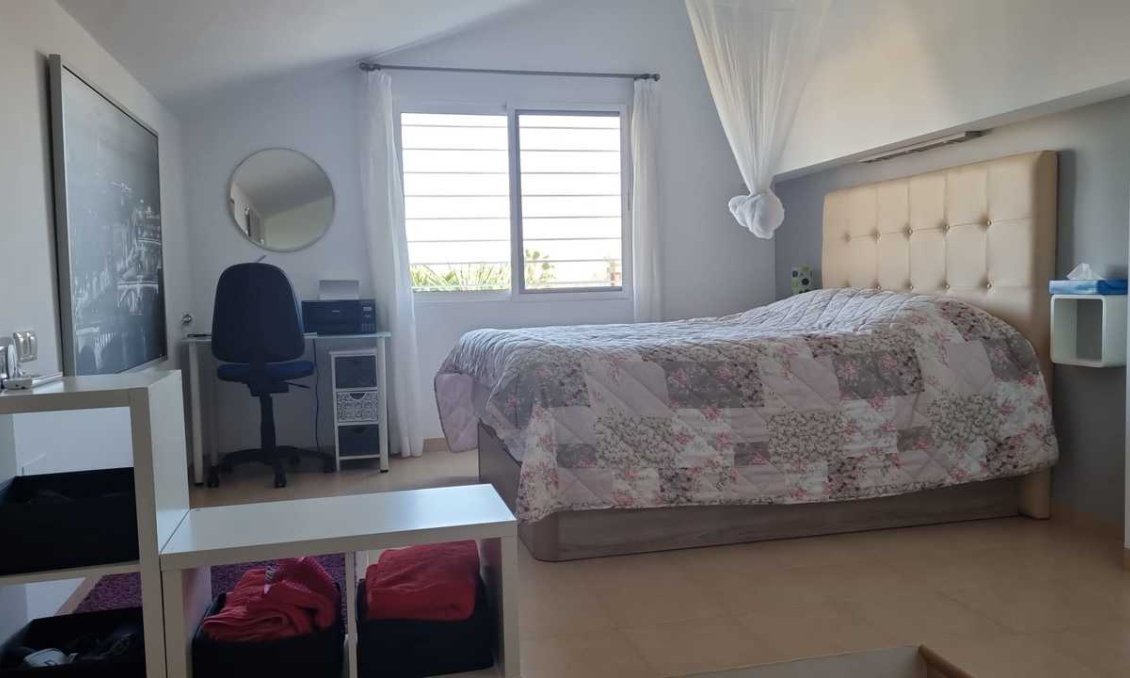 Segunda mano - Villa -
Fortuna - Inland