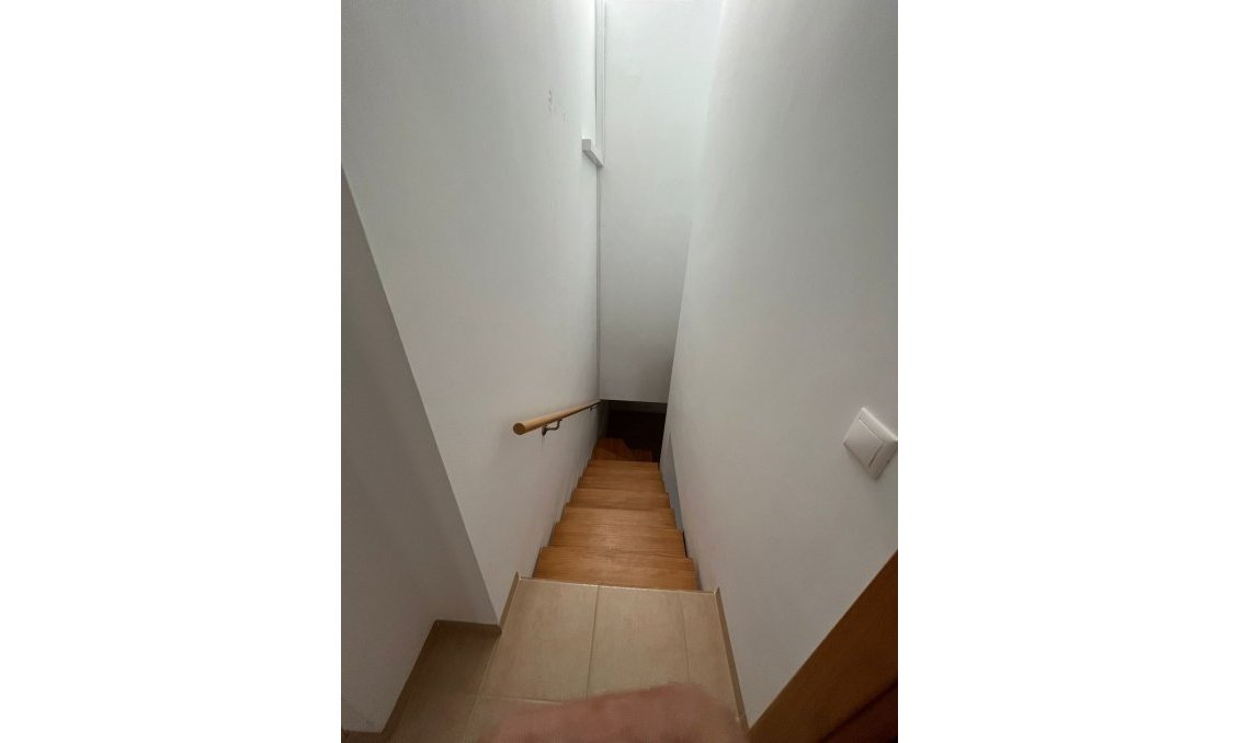 Segunda mano - Villa -
Fortuna - Inland