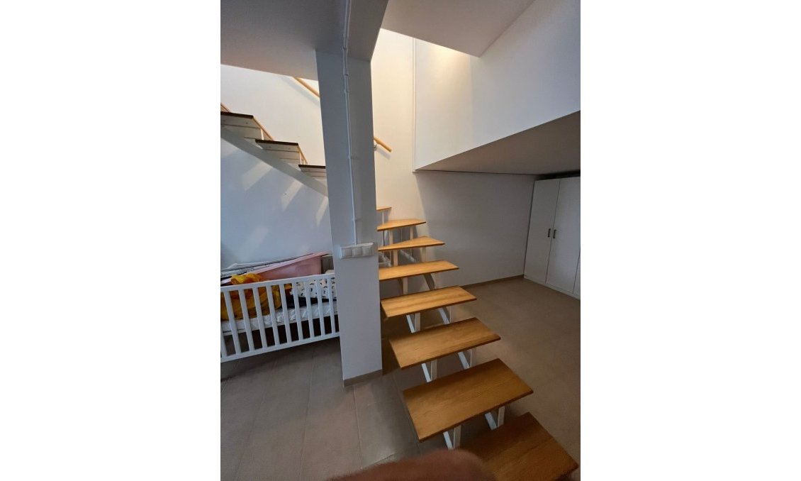 Segunda mano - Villa -
Fortuna - Inland