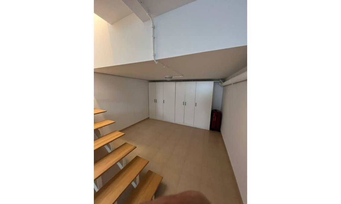 Segunda mano - Villa -
Fortuna - Inland