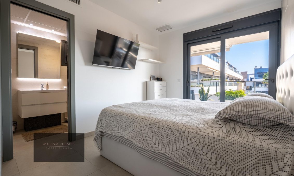 Használt Ingatlanok - Apartman -
Orihuela Costa - La Zenia