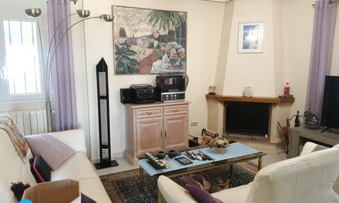 Resale - Villa -
Abanilla