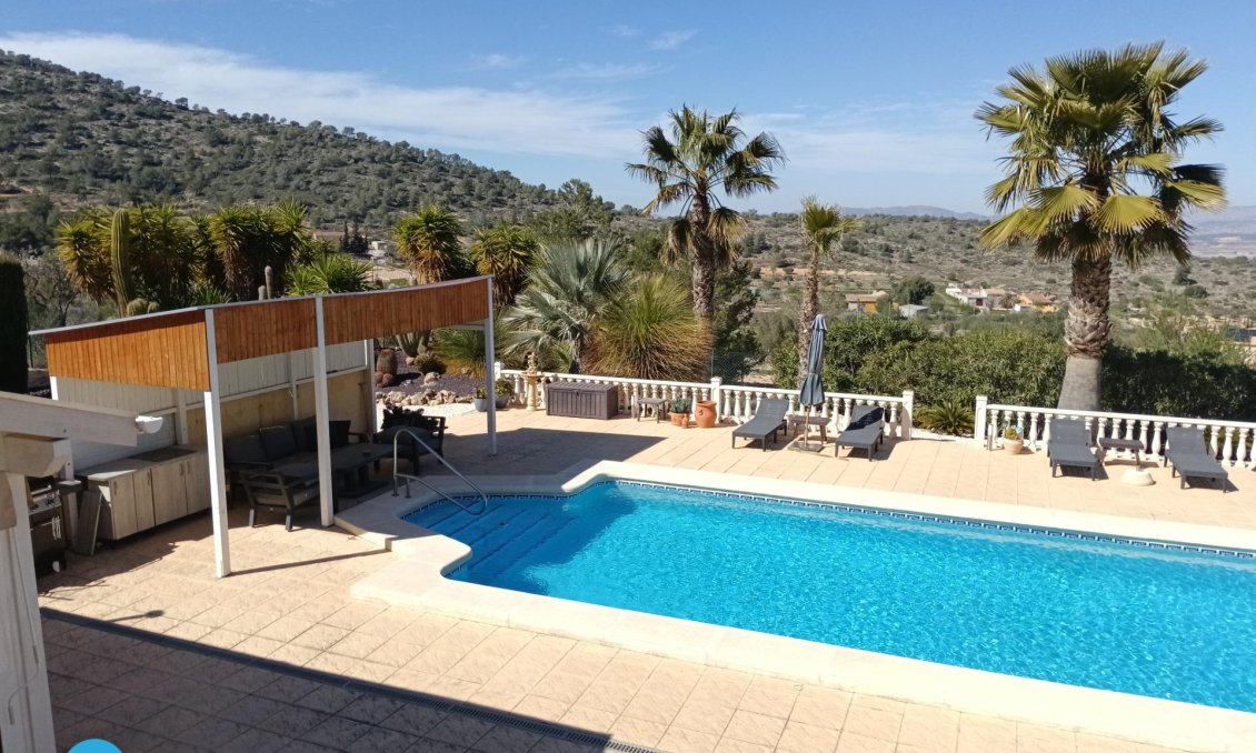 Resale - Villa -
Abanilla