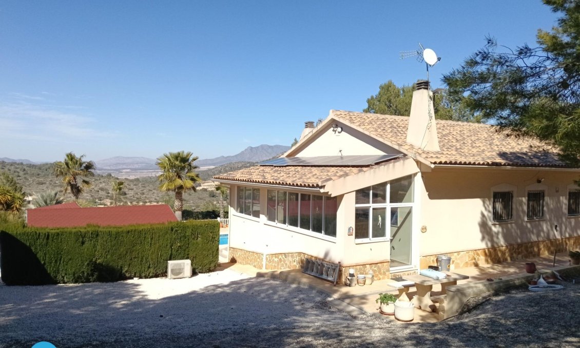 Resale - Villa -
Abanilla
