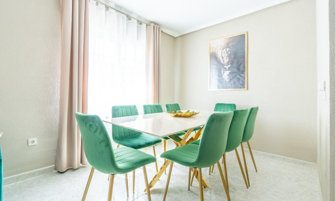 Resale - Villa -
Torrevieja - Los Balcones - Los Altos del Edén