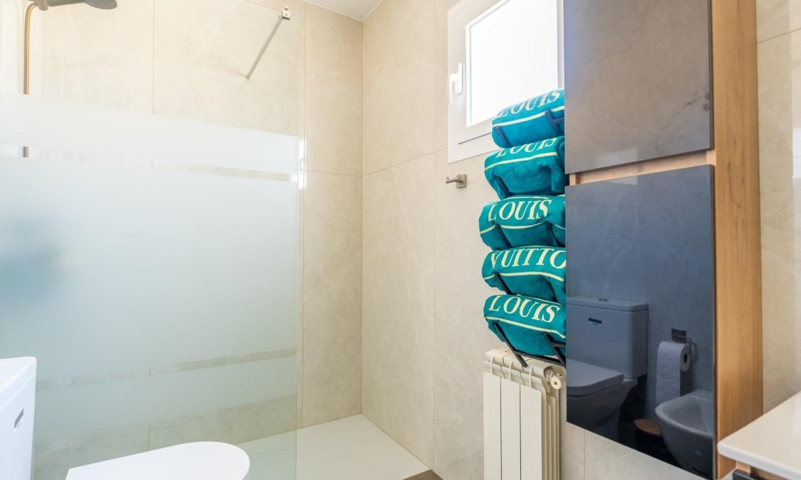 Resale - Villa -
Torrevieja - Los Balcones - Los Altos del Edén