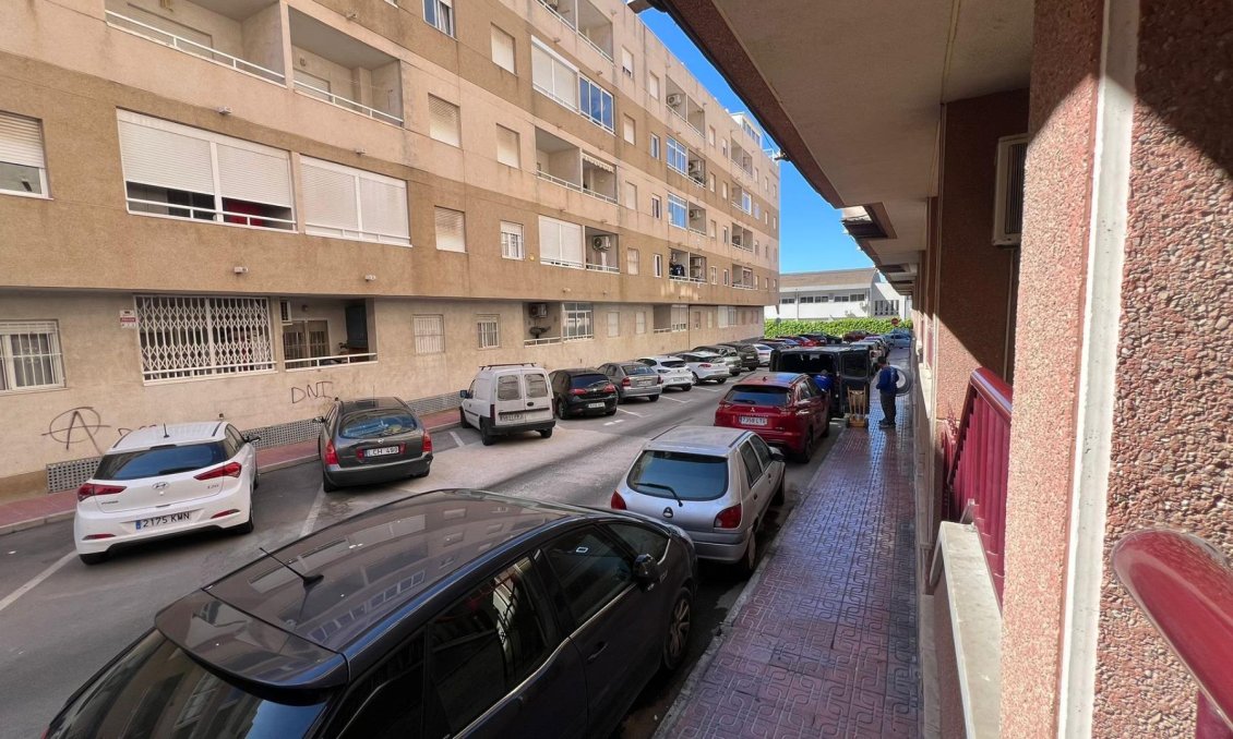 Wiederverkauf - Wohnung -
Torrevieja - PARQUE DE LAS NACIONES