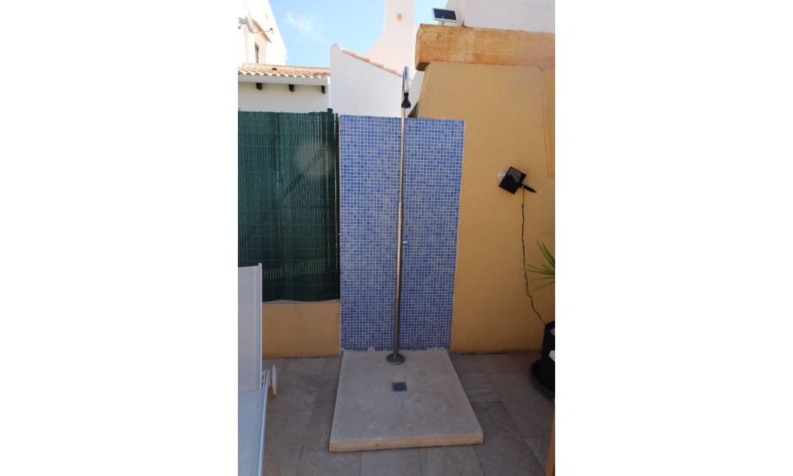 Wiederverkauf - Villa -
Fortuna - Inland