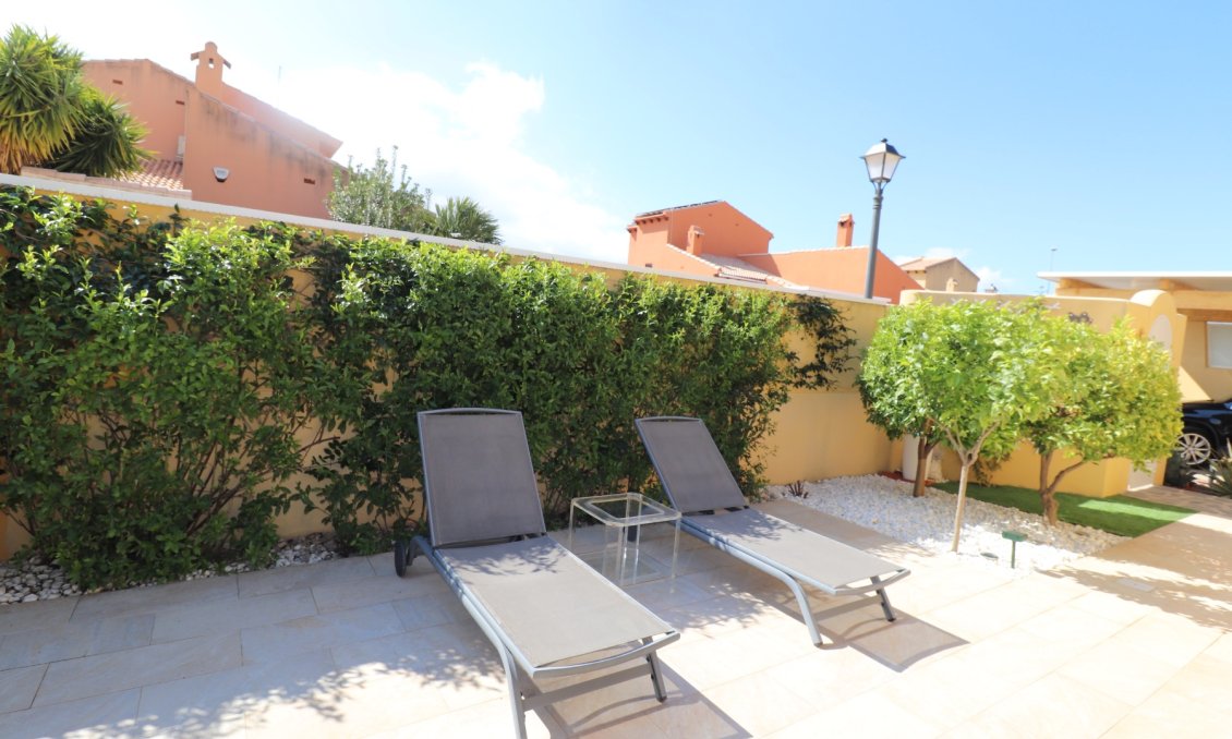 Wiederverkauf - Villa -
Fortuna - Inland