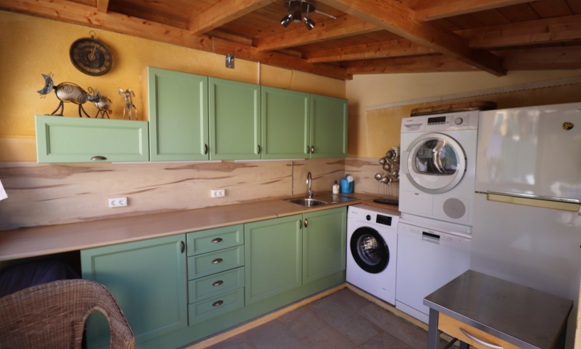 Wiederverkauf - Villa -
Fortuna - Inland