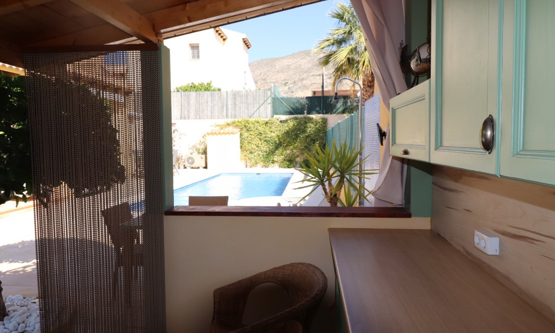 Wiederverkauf - Villa -
Fortuna - Inland