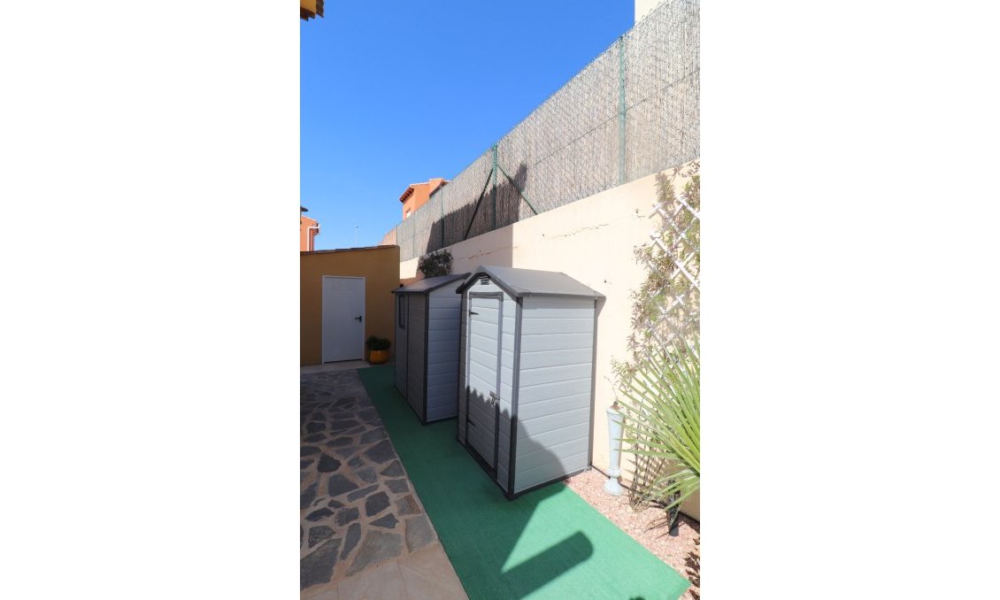 Wiederverkauf - Villa -
Fortuna - Inland