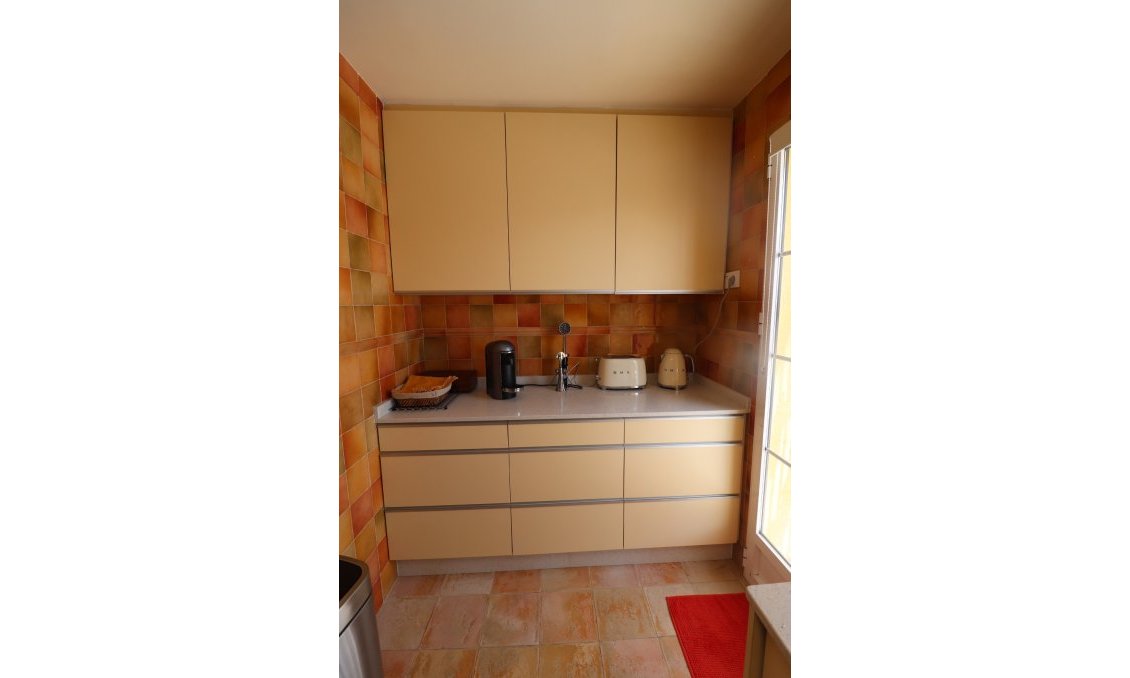 Wiederverkauf - Villa -
Fortuna - Inland