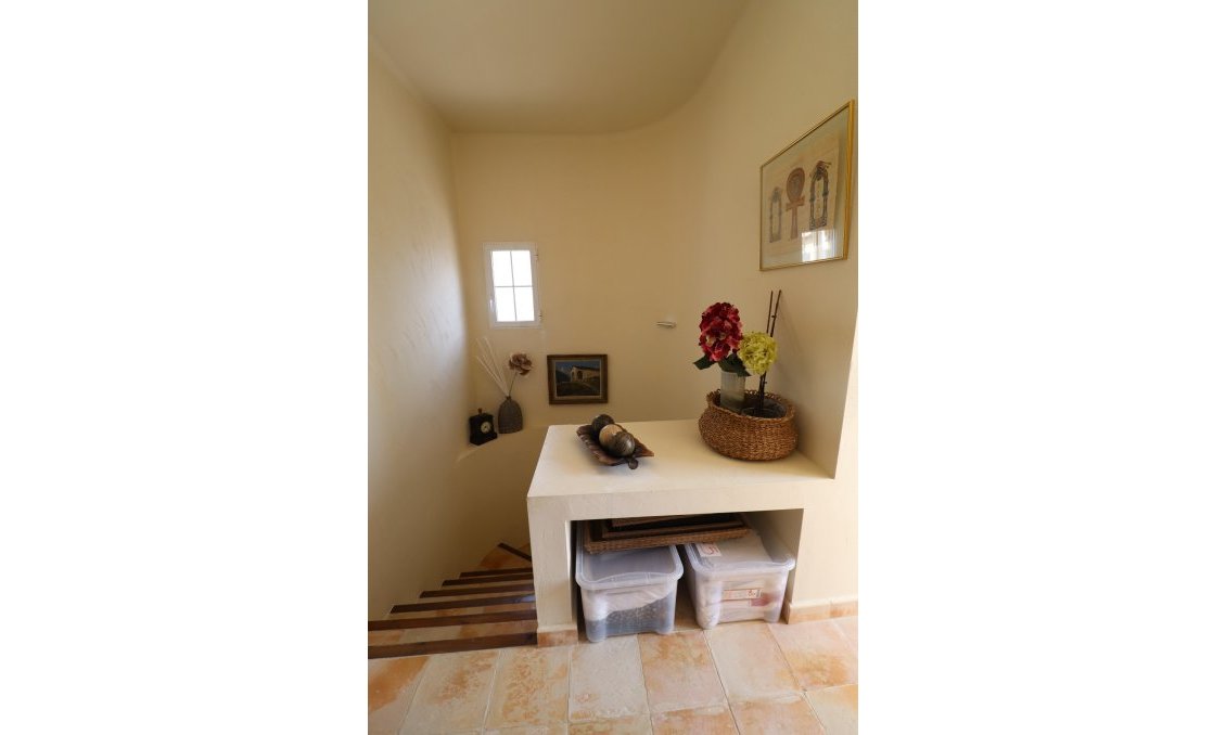 Wiederverkauf - Villa -
Fortuna - Inland