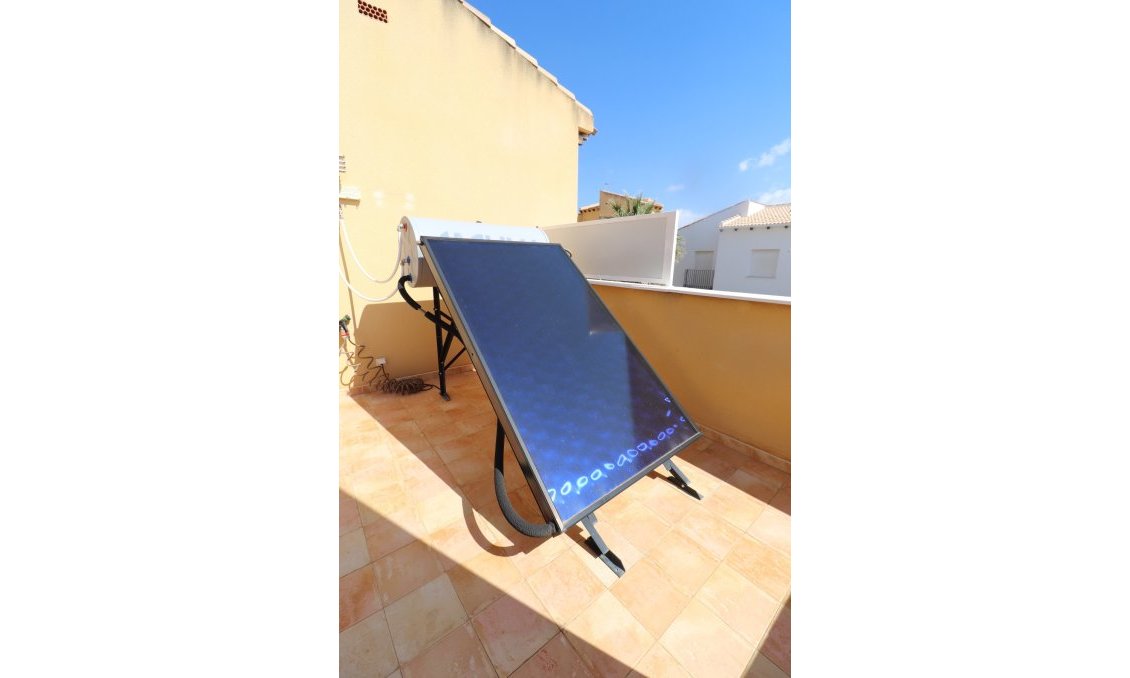 Wiederverkauf - Villa -
Fortuna - Inland