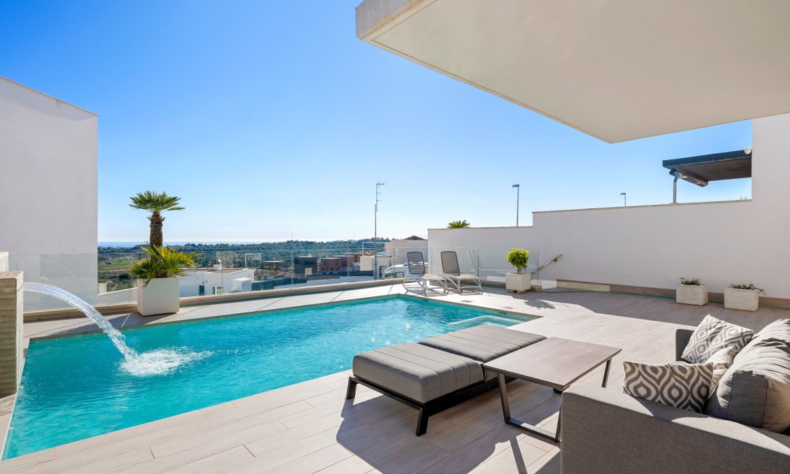 Resale - Villa -
San Miguel de Salinas - Inland
