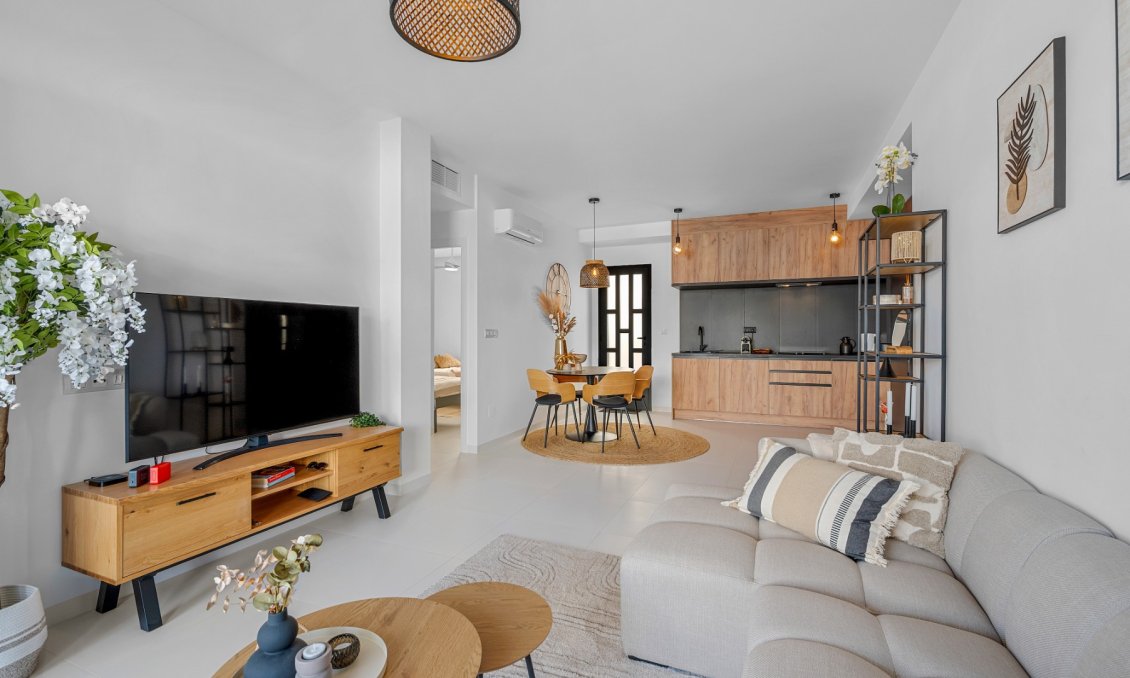 Használt Ingatlanok - Apartman -
San Miguel de Salinas - Inland