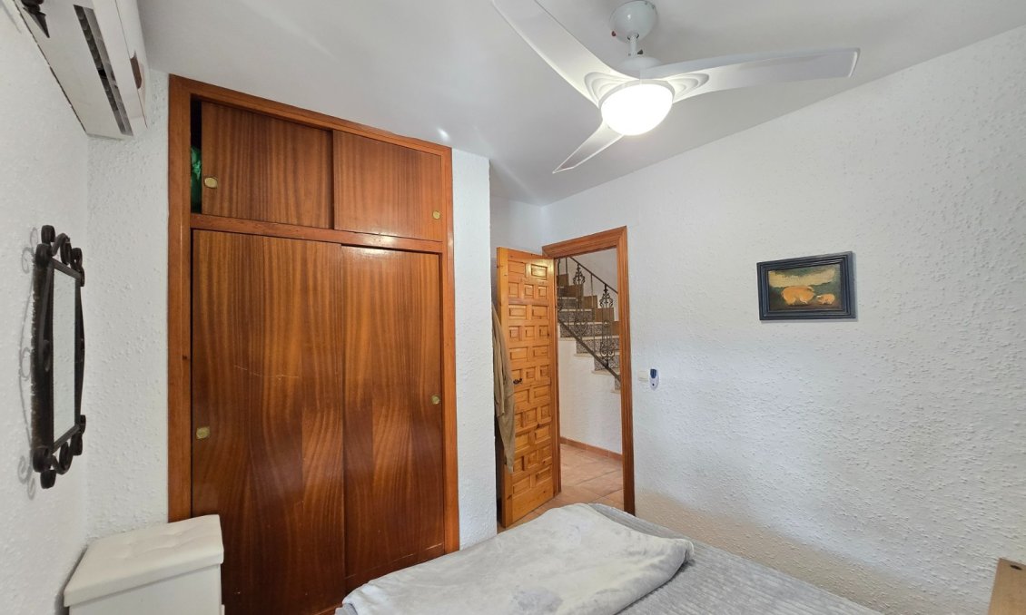 Wiederverkauf - Villa -
Orihuela Costa - Costa Blanca