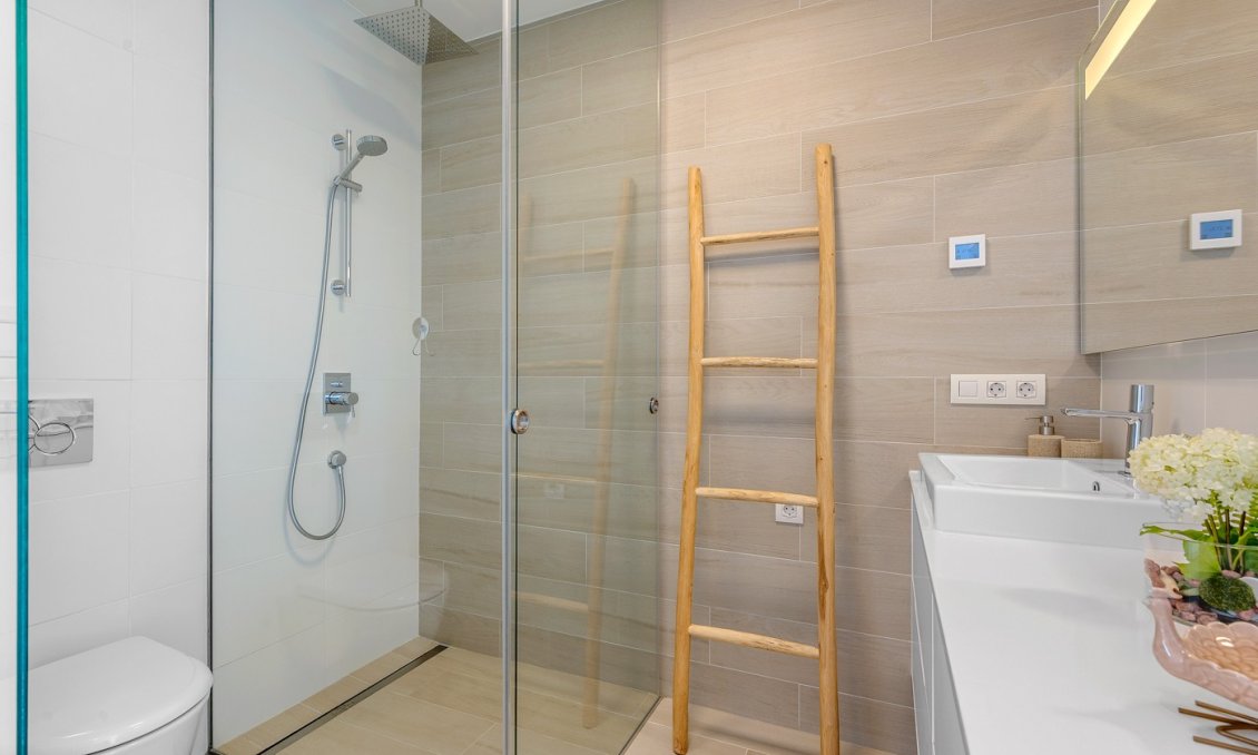 Használt Ingatlanok - Apartman -
Orihuela - Inland