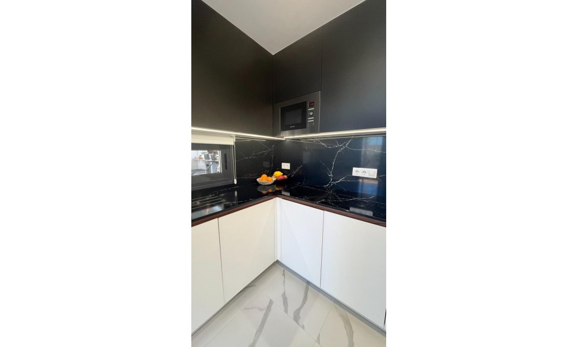 Resale - Apartment -
San Miguel de Salinas - Bellavista