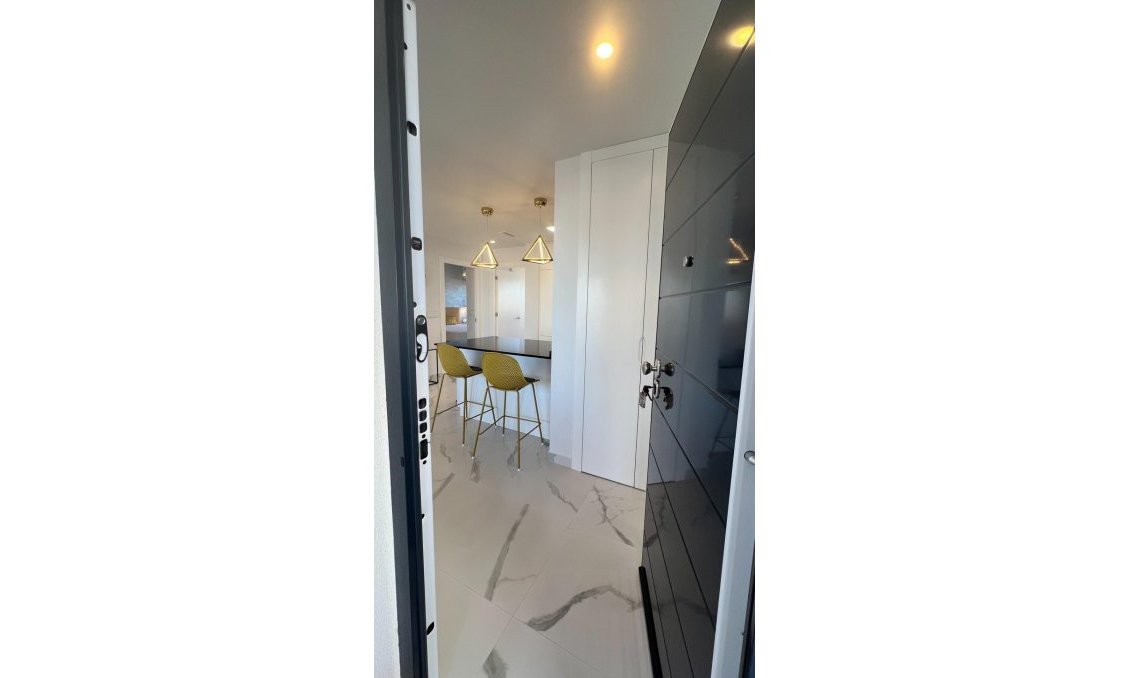 Resale - Apartment -
San Miguel de Salinas - Bellavista