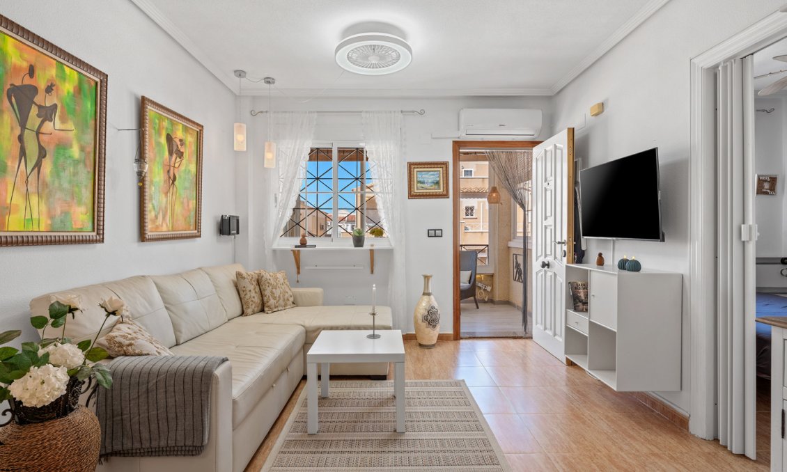 Resale - Bungalow -
Orihuela Costa - Costa Blanca