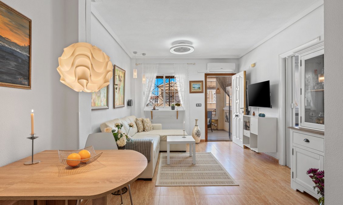 Resale - Bungalow -
Orihuela Costa - Costa Blanca