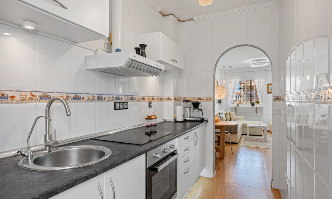 Resale - Bungalow -
Orihuela Costa - Costa Blanca