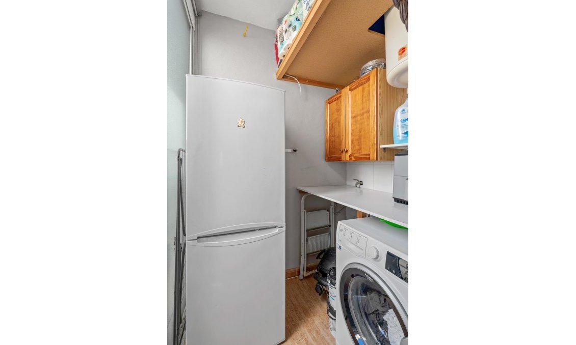 Resale - Bungalow -
Orihuela Costa - Costa Blanca