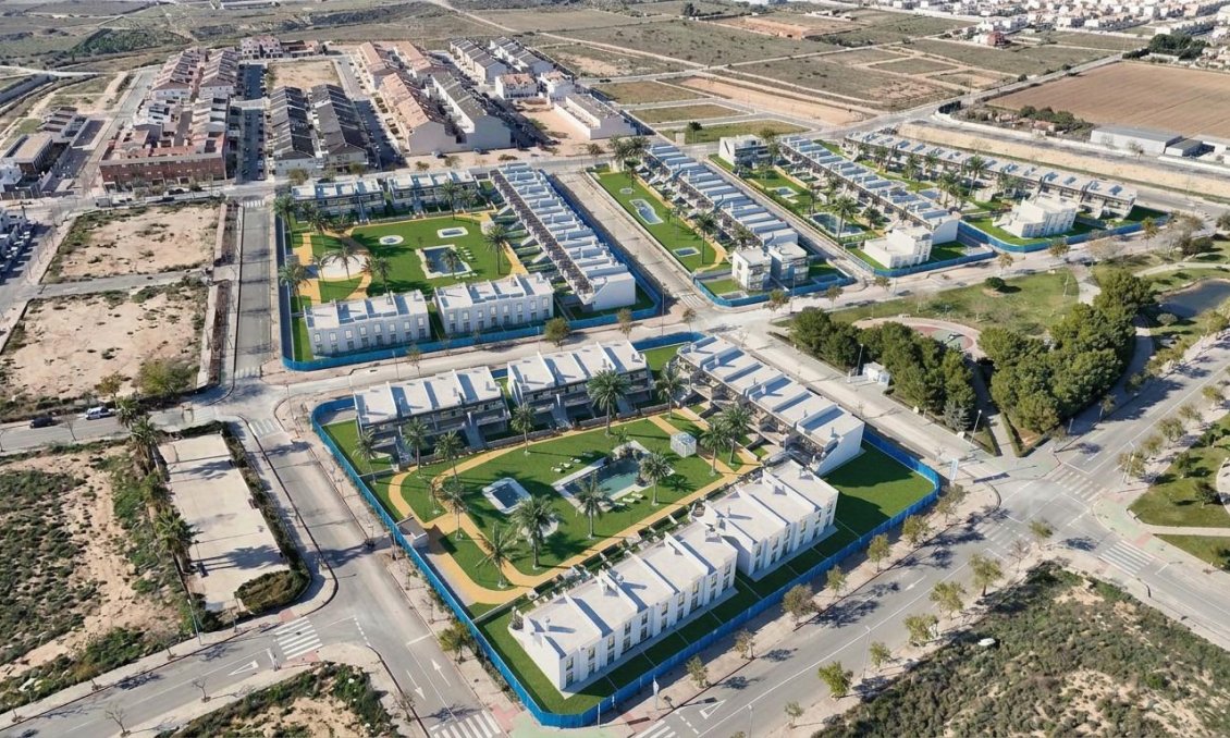 Obra nueva - Bungalow -
Pilar de la Horadada - pueblo