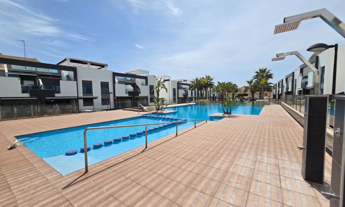 Revânzare - Apartament -
Orihuela Costa - Costa Blanca