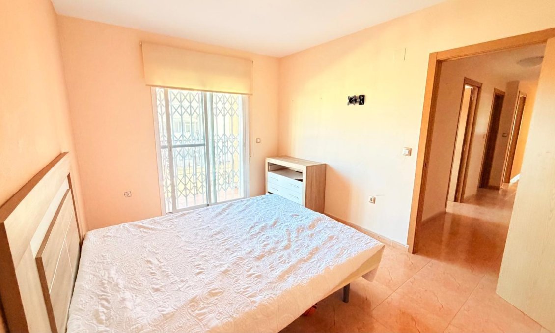 Segunda mano - Apartamento -
Los Alcazares - Los Narejos-punta Calera