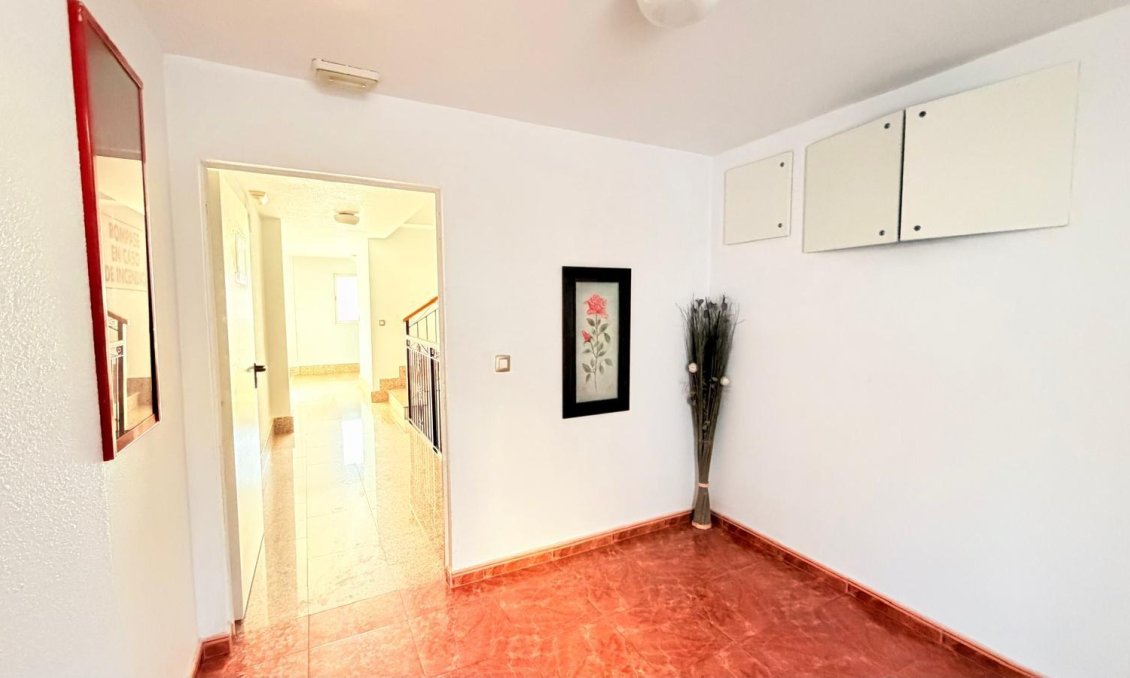 Segunda mano - Apartamento -
Los Alcazares - Los Narejos-punta Calera